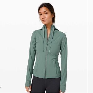 Lululemon Tidewater teal hooded define